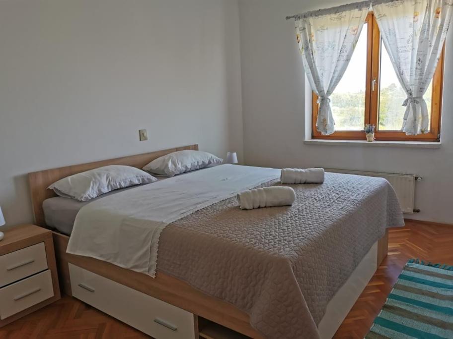 Apartments Valfontane Savudrija Oda fotoğraf